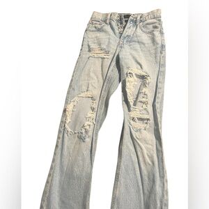 Aeropostale | 90’s Baggy | Size 000 but fits up to a 4 | Light wash